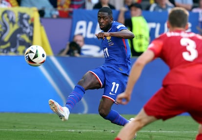 Dembélé, durante el partido de Francia ante Polonia el pasado 25 de junio en Dortmund.